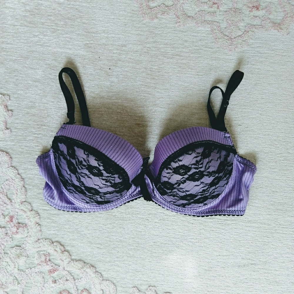 LACE BRA BRAND💋 NEW CONDITOON
